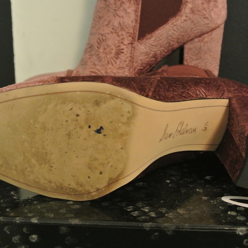 Sam Edelman Blush Pink Floral Print Velvet Block Heel Booties - Picture 5 of 5